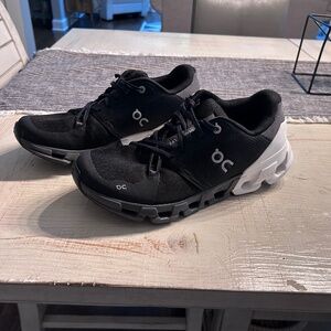 Cloudflyer 4 W Black | White 9.5